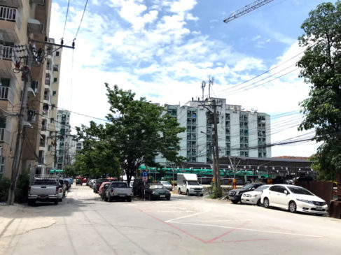 ขายห้องพาณิชย์คอนโด นิรันดร์ซิตี้ บางแค ทำเลทอง ขายคอนโดห้องชั้นล่างสำหรับค้าขาย  ราคาสุดคุ้ม ทำเลที่ดีที่สุดในโครงการนิรันดร์ซิตี้บางแค  คนอยู่เยอะ