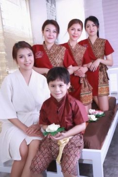Aroma thai Massage Sukumvit1, Best Traditional Thai Massage Sukumvit บริการนวดนอกสถานที่สุขุมวิท1 Thai Outcall Massage Sukumvit1 เรียกใช้บริการถึงบ้านหรือโรงแรมได้ทั่วกรุงเทพ