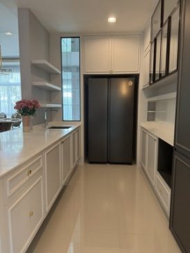บ้านเดี่ยวหรูมัณฑนาสันทราย หลังสุดท้าย จาก Land & Houses — ติดสวนส่วนกลาง  ทำเลทองใกล้เมืองเชียงใหม่
