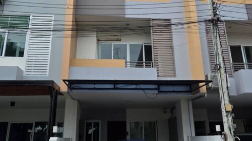 ขายทาวน์โฮม 3 ชั้น ในโครงการ Motown Brio แจ้งวัฒนะ-ประชาชื่น ราคาพิเศษที่สุดในโครงการ! มีเพียงหลังเดียวเท่านั้น โทร 081-5291099