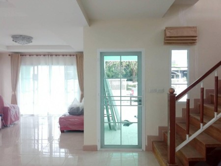 บ้านเดี่ยว 2 ชั้น หมู่บ้านมั่นคง รังสิต